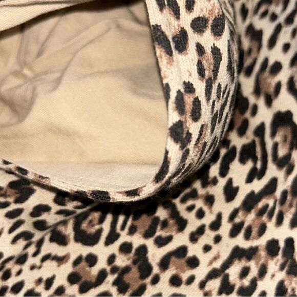 Socialite Animal Print Hoodie Sweatpants
Set(Size XSmalll) - Picture 5 of 8